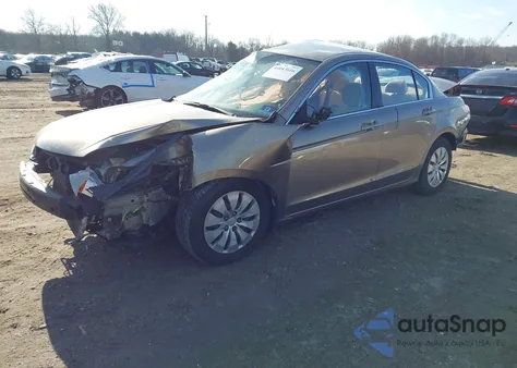 2010 Honda Accord 2.4 Lx z USA, uszkodzony, nr VIN 1HGCP2F34AA152527
